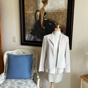 Louben Cream Blazer Size 4 Imported from Canada